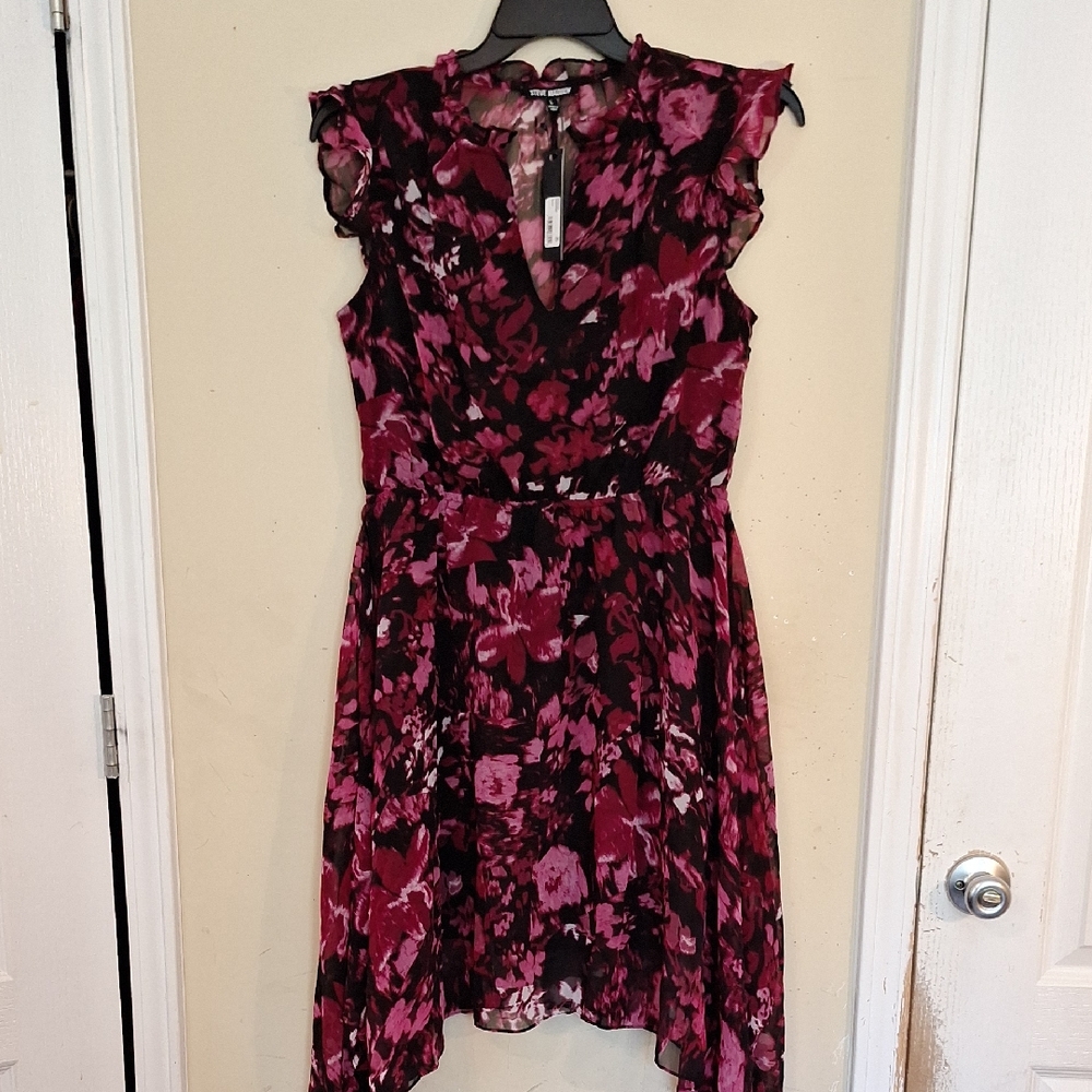 Steve Madden Burgundy and Black Floral High Low Dress